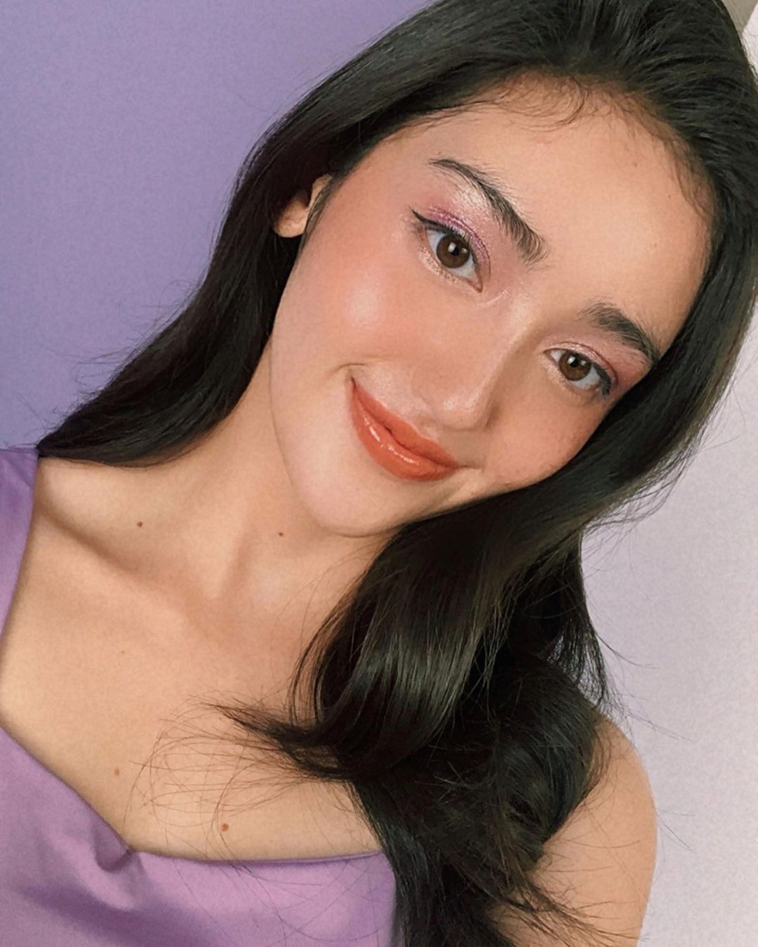 Kembali Curi Perhatian, Ini Gaya Makeup Flawless ala Ranty Maria yang ...