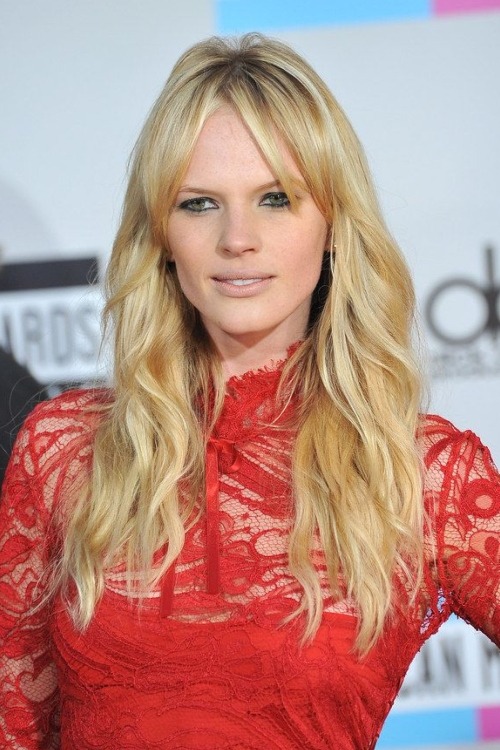 Seleb yang Dikabarkan Pernah Menjalin Hubungan dengan Leonardo DiCaprio