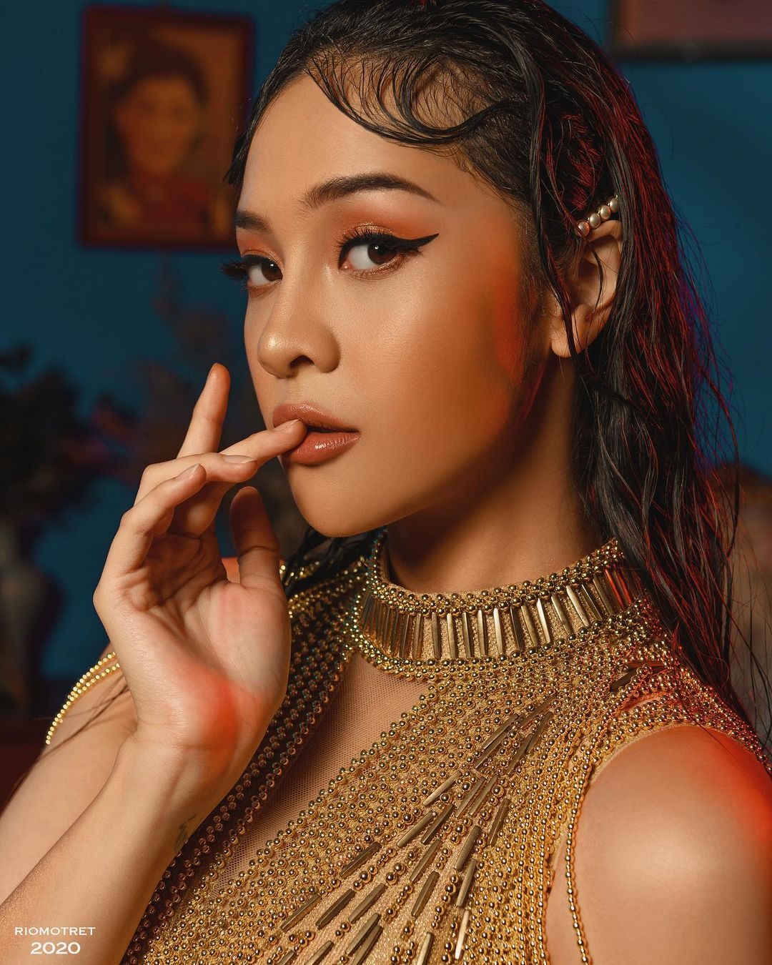 Pesona Kecantikan Anya Geraldine 