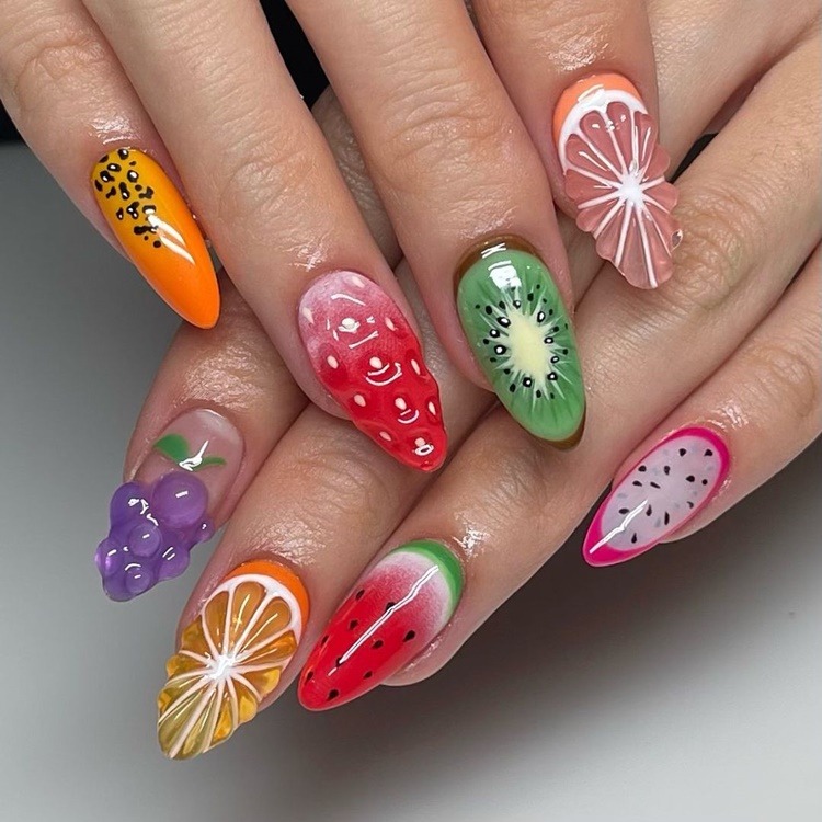 Starlight Sparkle Nail Design