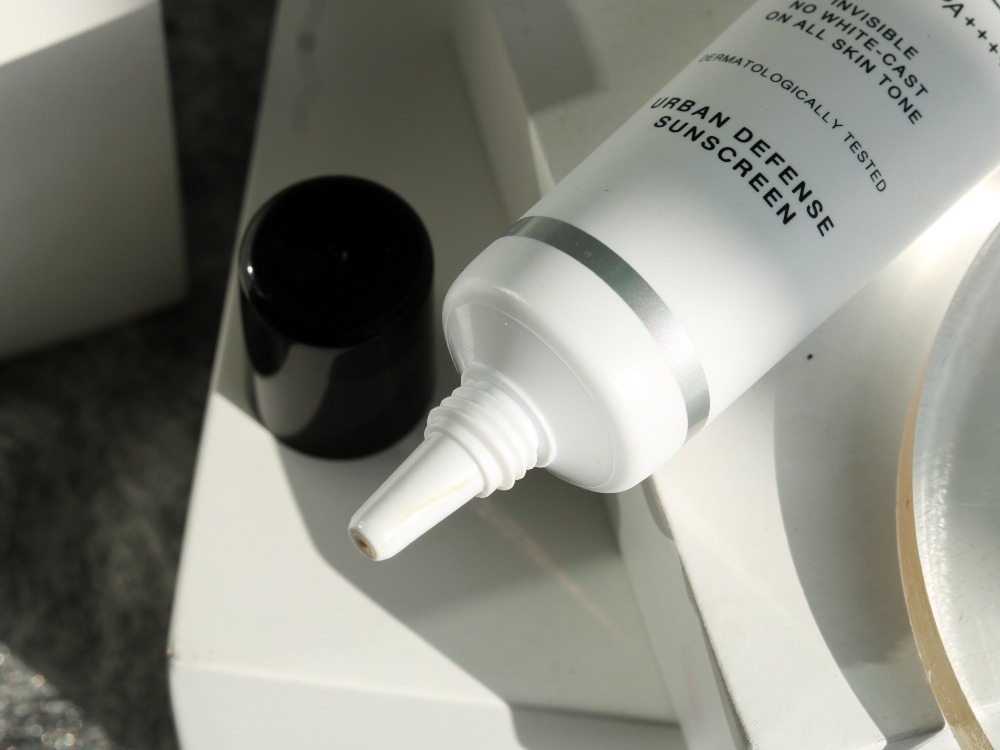 Make Over POWERSKIN Urban Defense Sunscreen dan POWERSKIN Ultra Deep Cleansing Oil