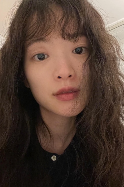 Gen Z juga Cocok, ini 7 Inspirasi Makeup & Hair Style ala Aktris Chun ...