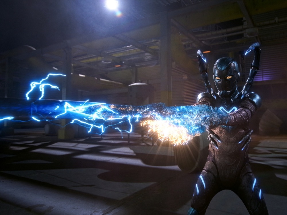 Review Film Blue Beetle