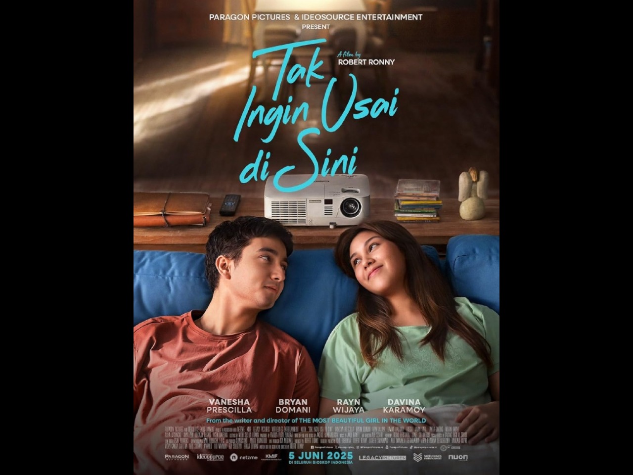 Review Film: Tak Ingin Usai Di Sini, Suguhan Kisah Cinta Klasik yang ...