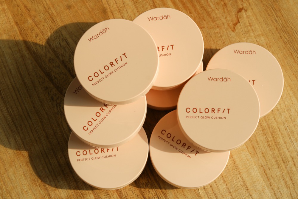 Colorfit Perfect Glow Cushion