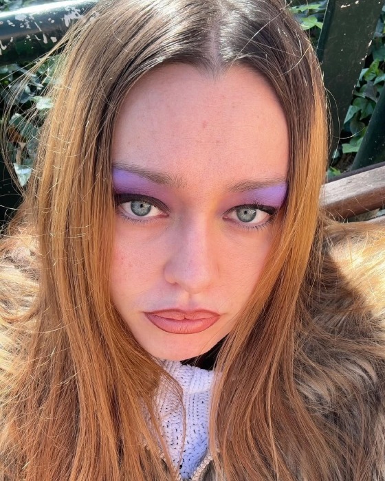 15 Inspirasi Makeup Mata MUA Emily Wood yang Berani dan Memukau