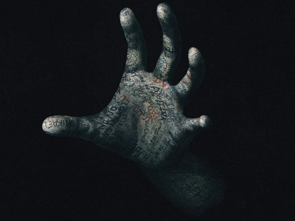 review film talk to me