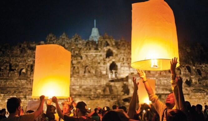 Festival Lampion Borobudur