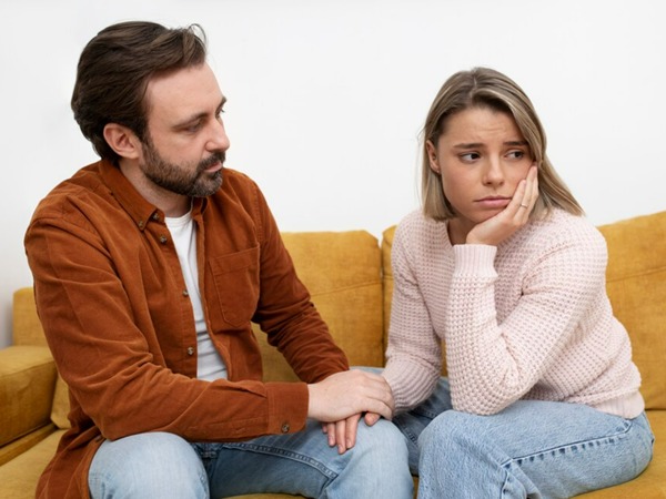 Kenali 5 Tipe Bahasa Maaf Milikmu & Pasangan agar Hubungan Lebih