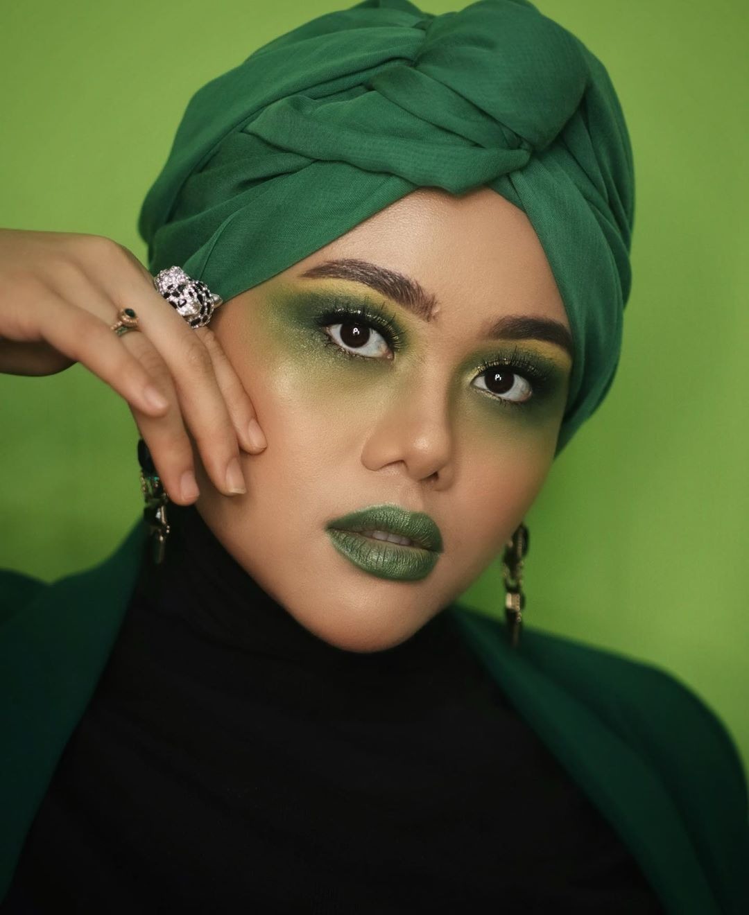 Identik dengan Tampilannya yang Bold, Yuk, Intip Inspirasi