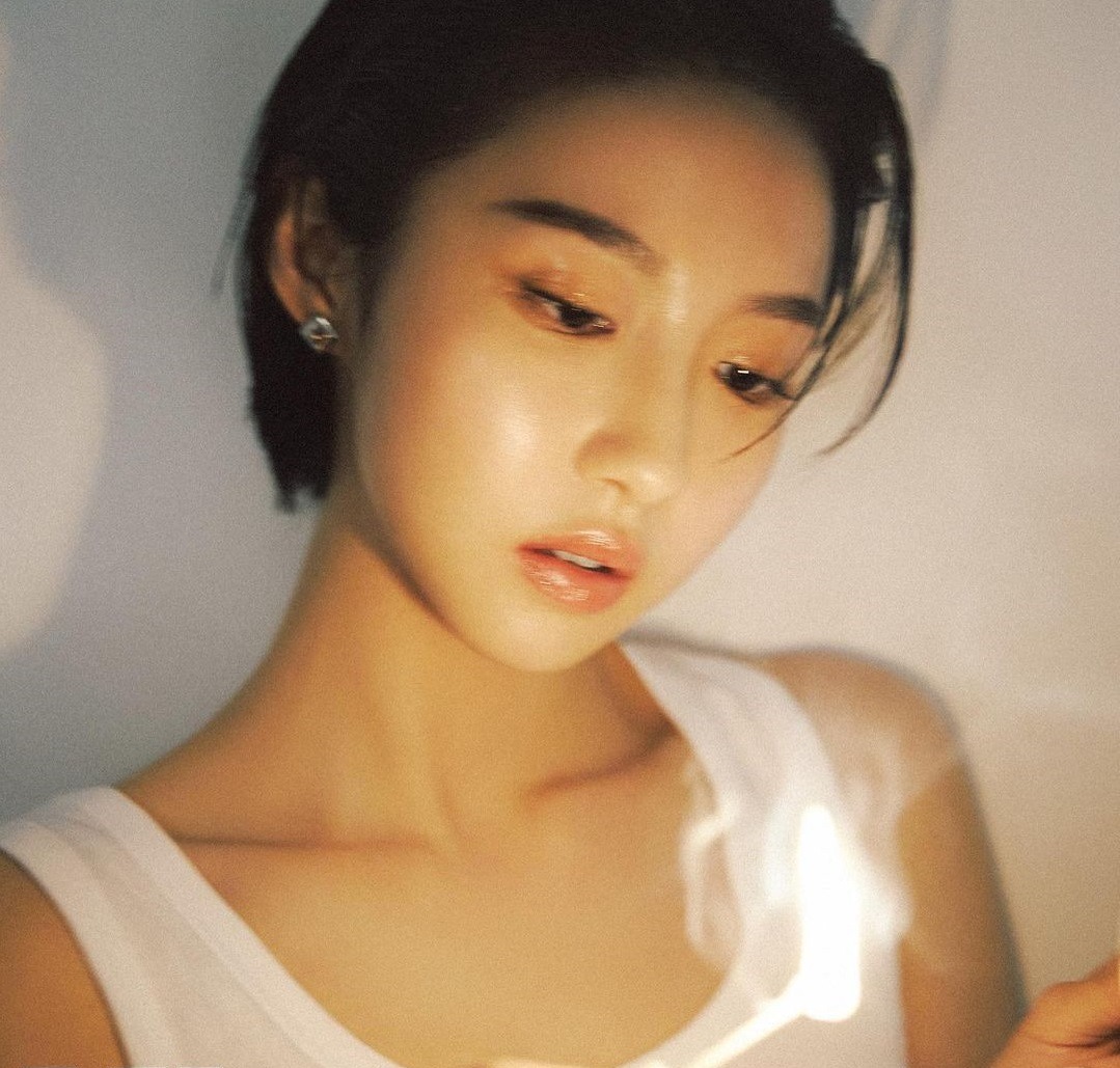 Paras Cantik Joo Hyunyoung, Pendatang Baru yang Sukses Bawa Pulang