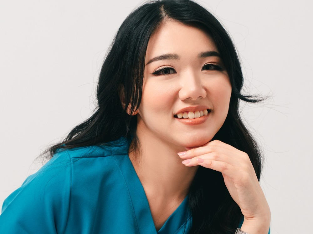 cara-mengatasi-jerawat-di-area-segitiga-berbahaya-pada-wajah