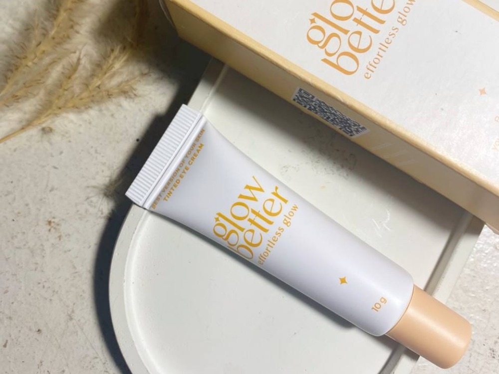 review-glow-better-tinted-eye-cream