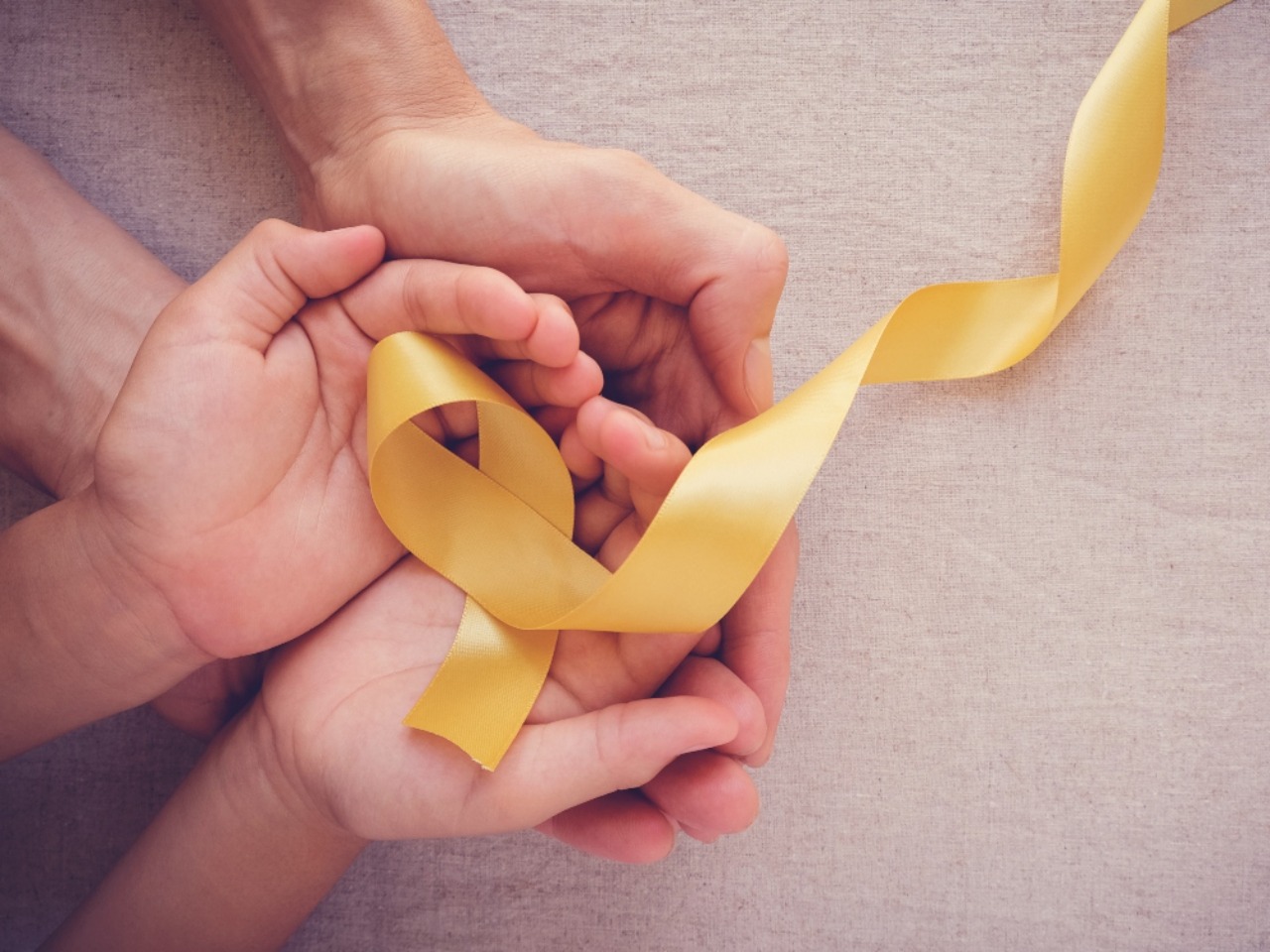 5 Cara yang Bisa Dilakukan untuk Mencegah Tindakan Bunuh Diri - Beauty