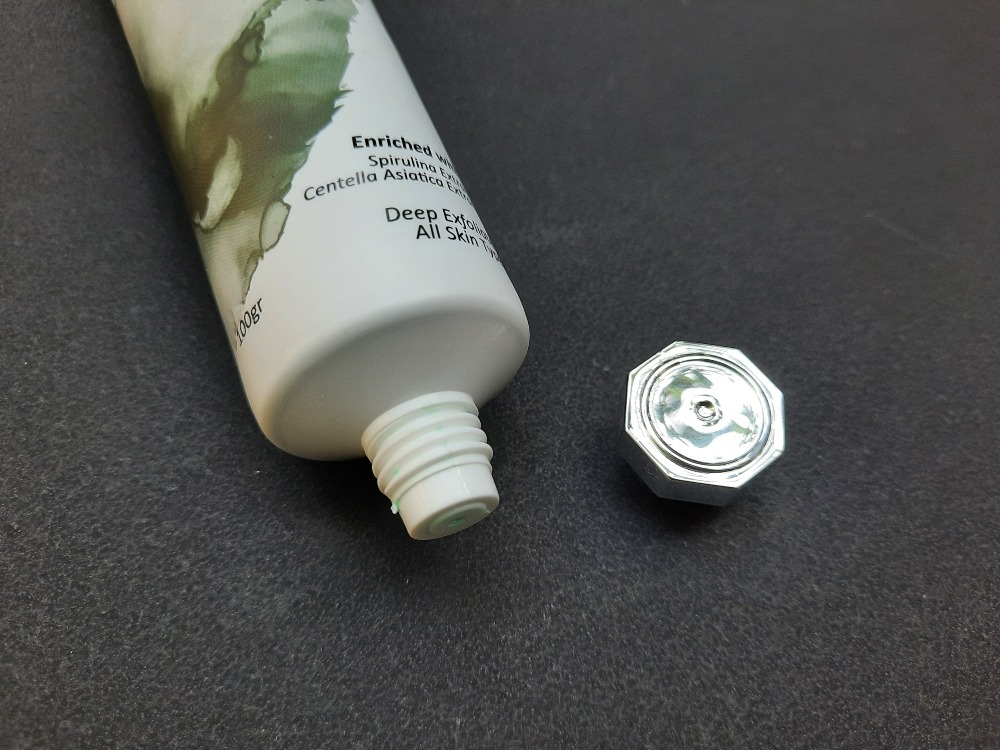 Review: MS GLOW Face Peel Scrub Exfoliating, Produk