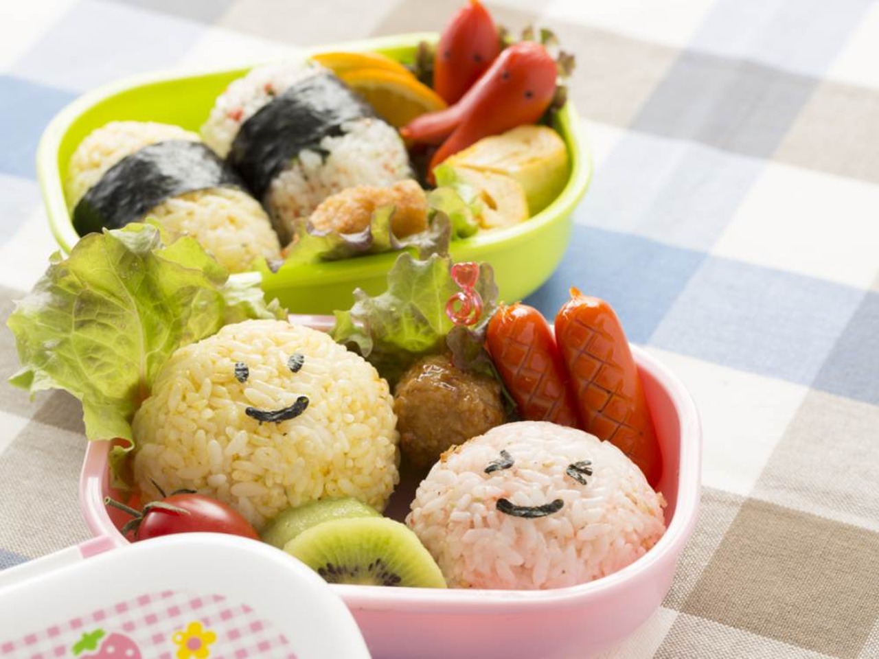 Lagi Musim Bekal Sekolah! Ini 5 Momfluencer yang Patut Difollow untuk Inspirasi Bekal Menarik & Menggemaskan - Beauty Journal