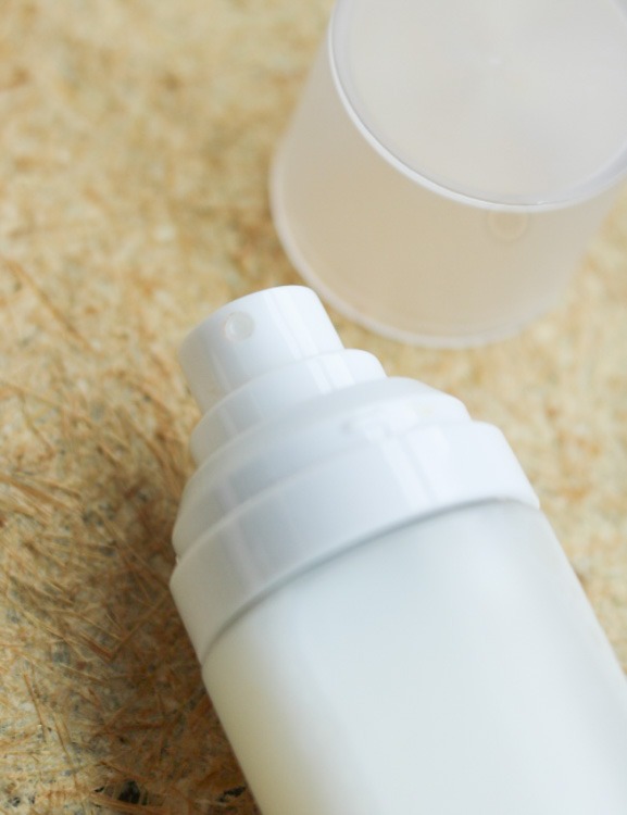 Sea Makeup Lock It Matte Acne Setting Spray