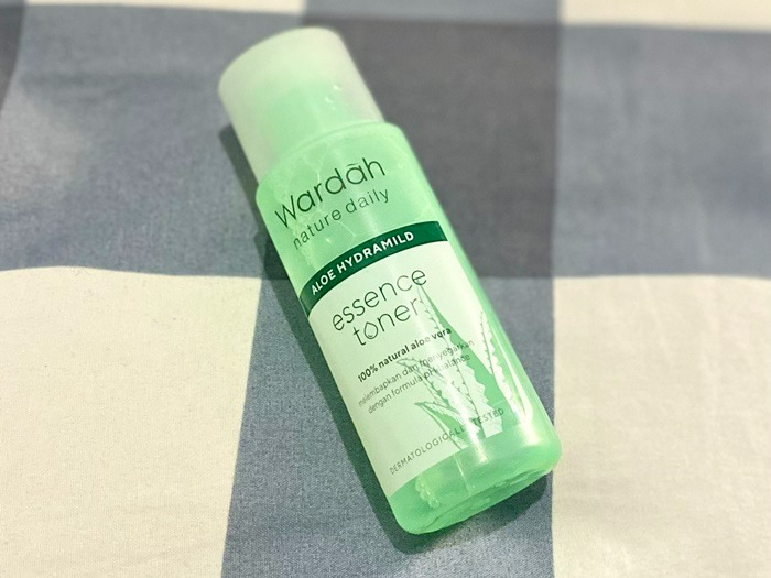 bj-editors-hydrating-toner-terbaik