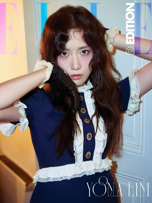 10 Foto Yoona SNSD Yang Tampil Retro Di Pemotretan Majalah Elle Korea 10-foto-yoona-snsd-yang-tampil-retro-di-pemotretan-majalah-elle-korea