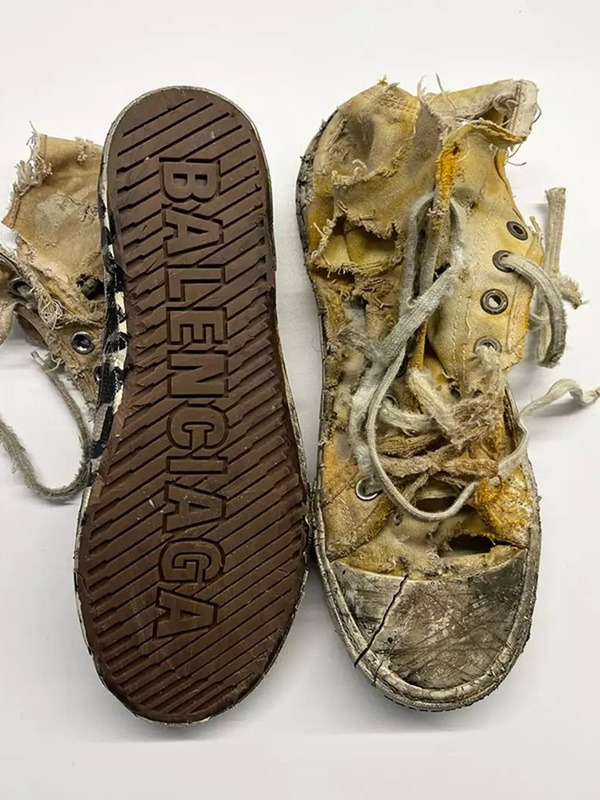 5-fashion-item-nyleneh-balenciaga