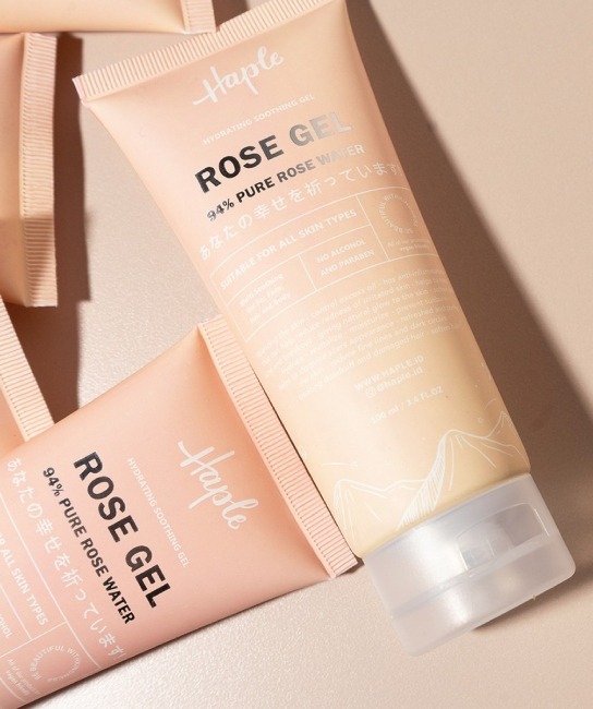 Produk Skincare Bertekstur Pink