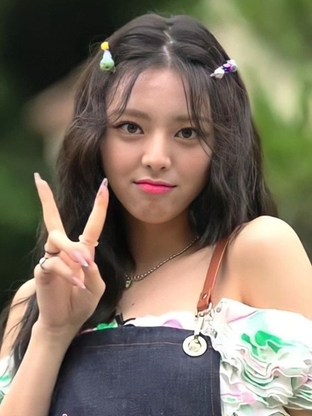 Yuna ITZY