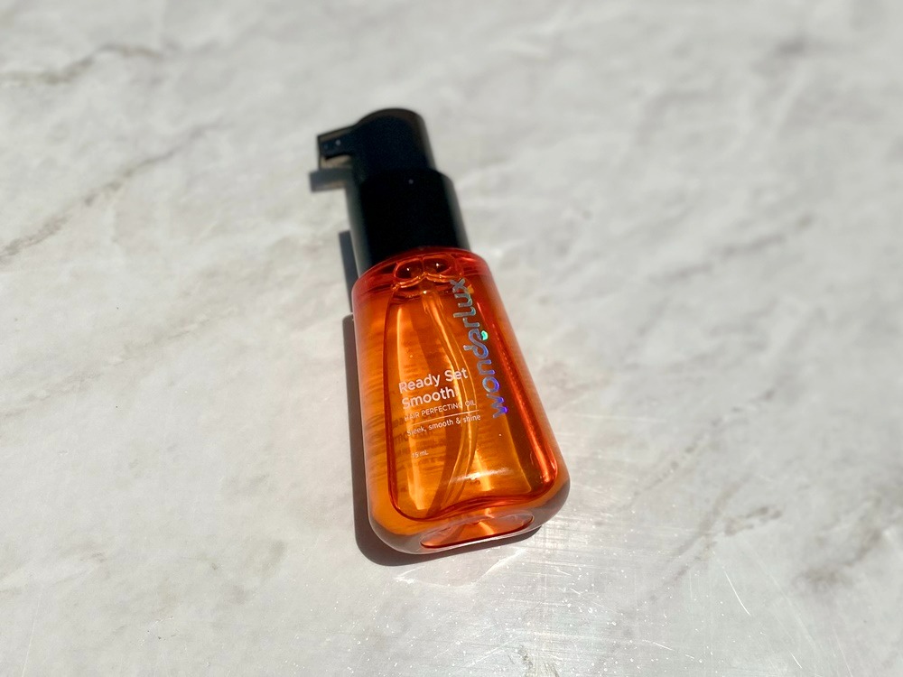 review-wonderlux-hair-oil-ready-set-smoth-hair-perfecting-oil