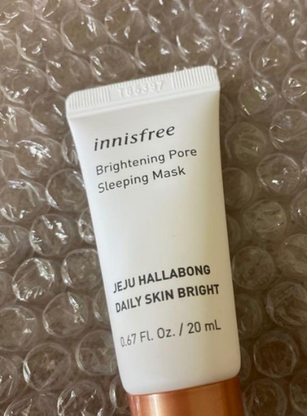 Innisfree Brightening Pore Sleeping Mask - Review SOCO by Sociolla