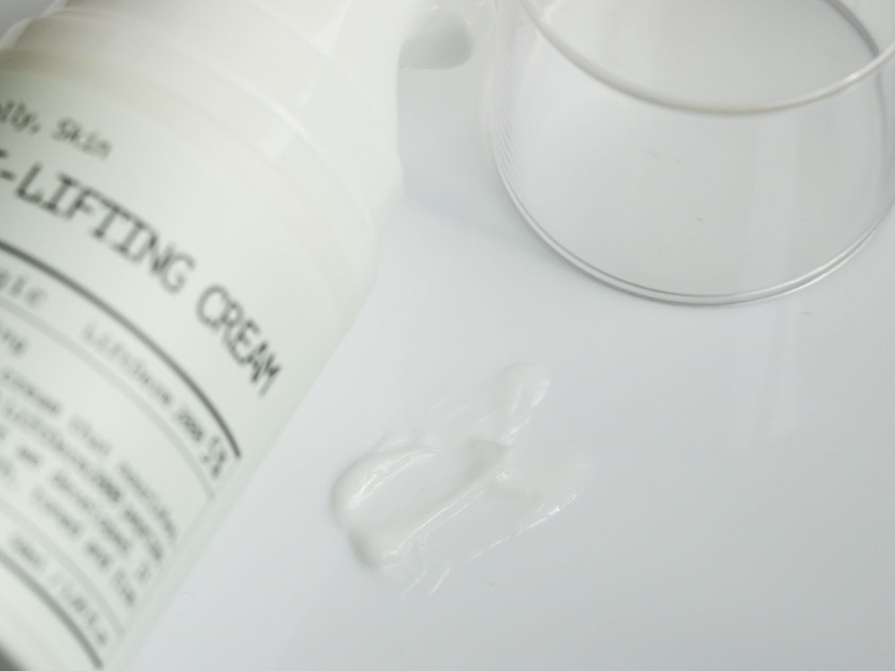 Review: Rangkaian Logically, Skin yang Melembapkan, Menenangkan, dan ...