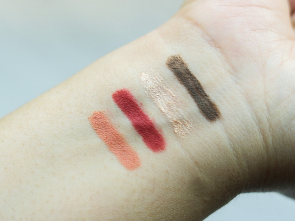 Skin Comma Swipe Pen 5in1 Makeup Pen