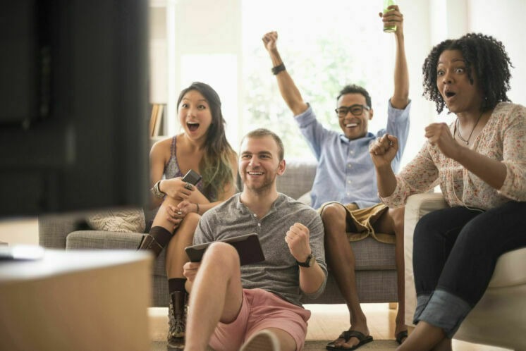 Ask The Expert: Mengapa Seseorang Suka Rewatch Film atau Series ...