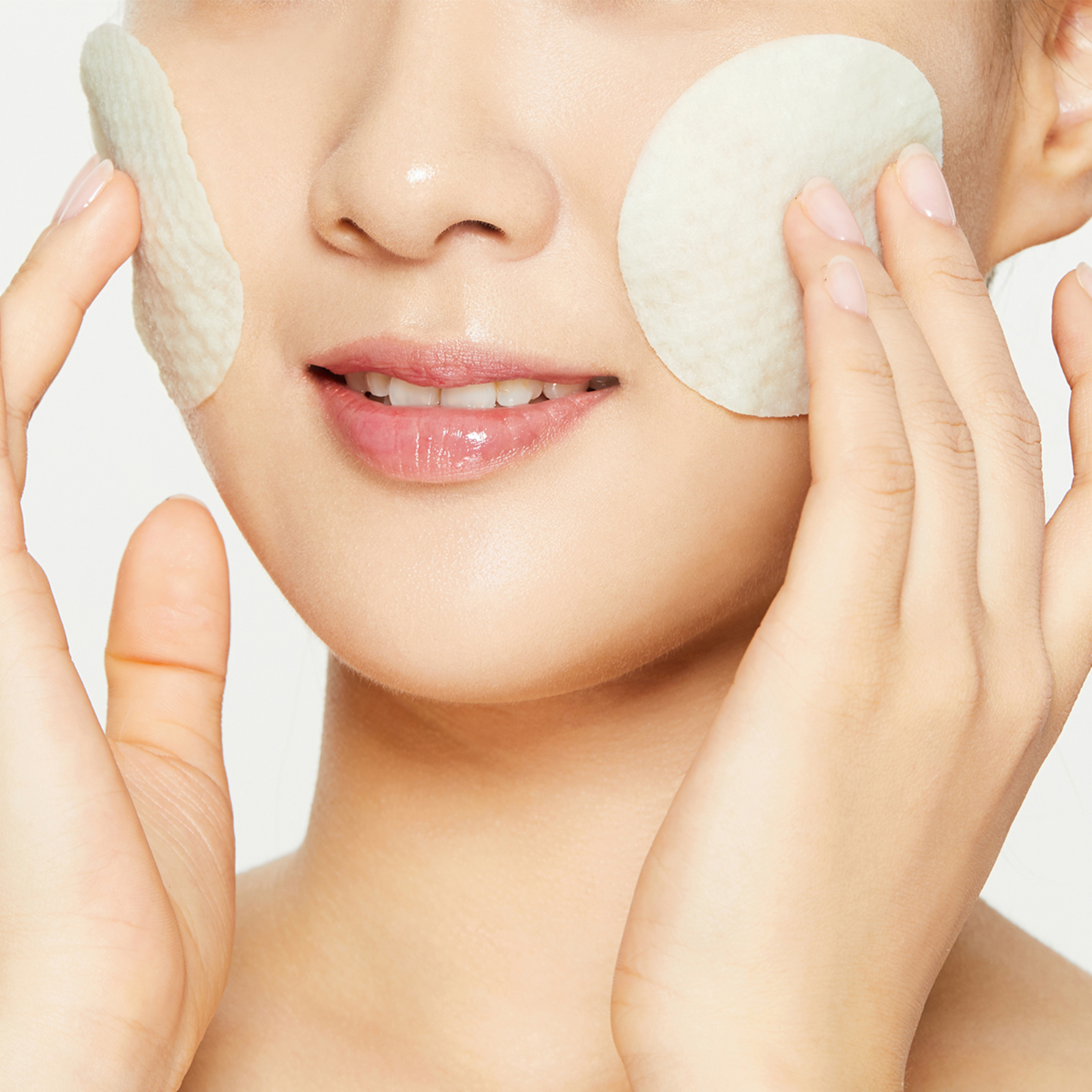 Scinic feel so good peeling pad. Елизавекка пилинг пэды. Пады для лица. Cosrx корейская косметика. Как использовать пэды для лица.