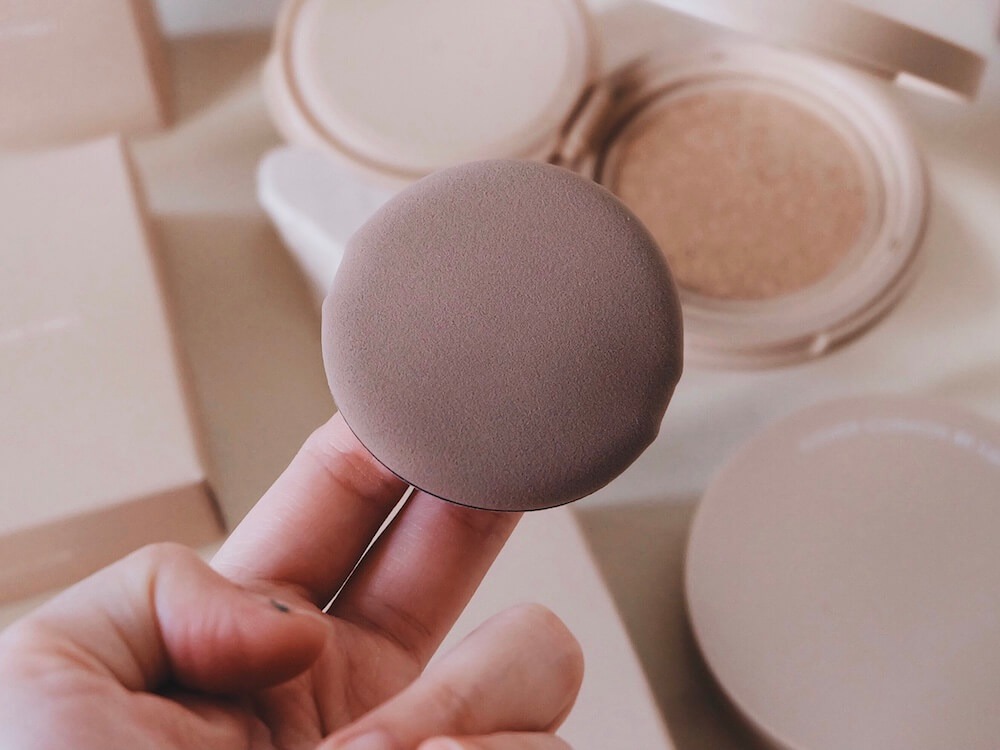 Review BLP Cover Cushion, Cushion Lokal yang Longlasting dan Full Coverage Beauty Journal