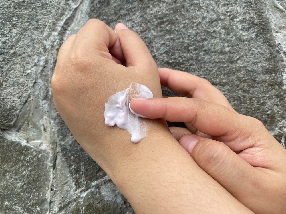 review-wonderly-brightening-serum-body-lotion-varian-fearless