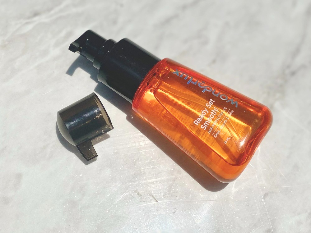 review-wonderlux-hair-oil-ready-set-smoth-hair-perfecting-oil