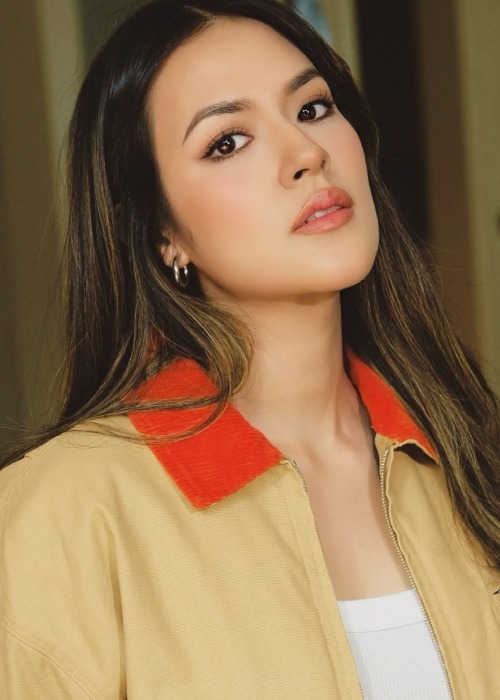 Foto Pena Insight 758 Ada Luna Maya Hingga Raisa, Ini Dia Soft Glam Makeup Ala MUA Kunsoo 8.jpg