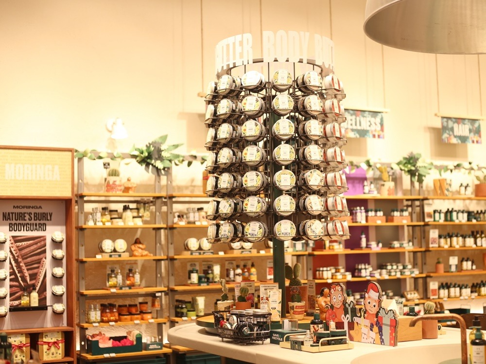 gerai-the-body-shop-change-making-beauty-store-yogyakarta