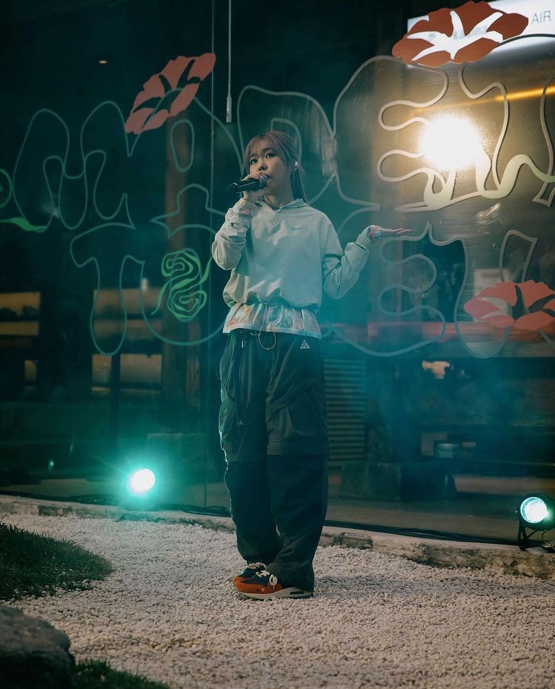 sosok-meenoi-pembawa-acara-meenois-yorizori