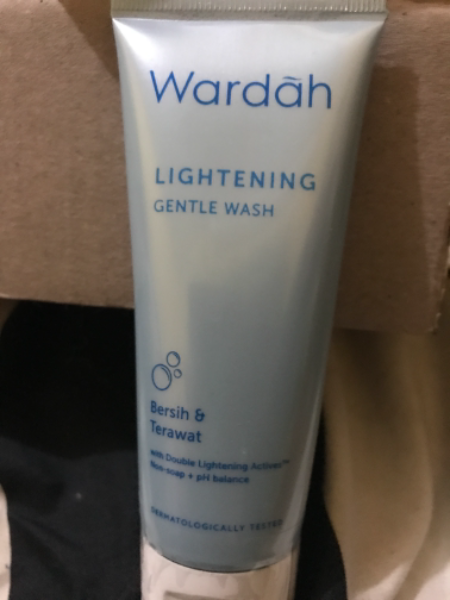 lightening gentle exfoliator