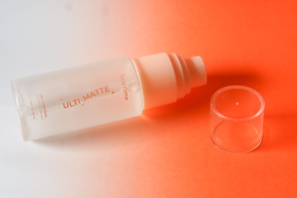  Luxcrime Ulti-Matte Oil Control Setting Spray