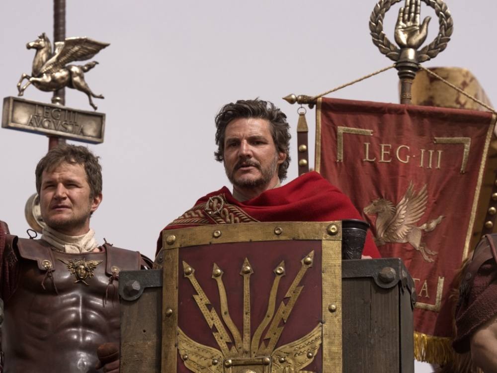 Шұлықтағы аққұбалар порно