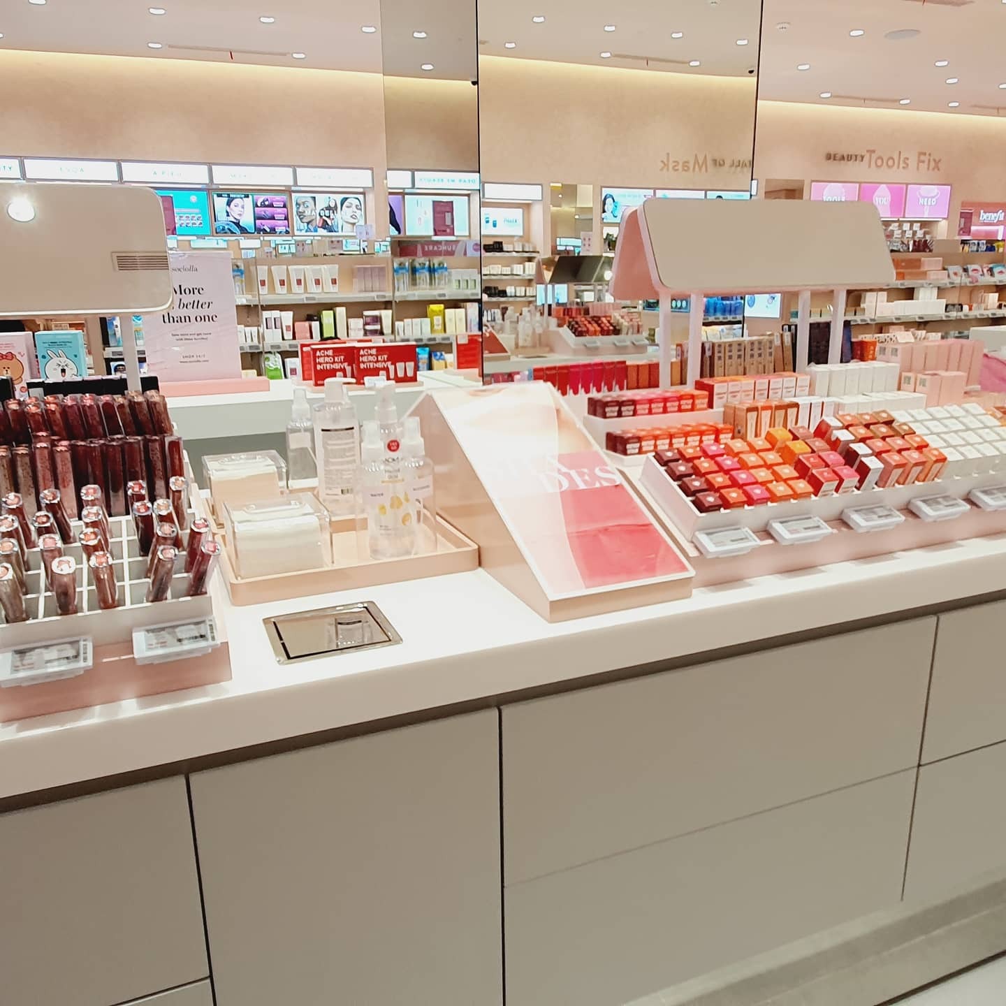 Alasan Berkunjung ke Sociolla Store