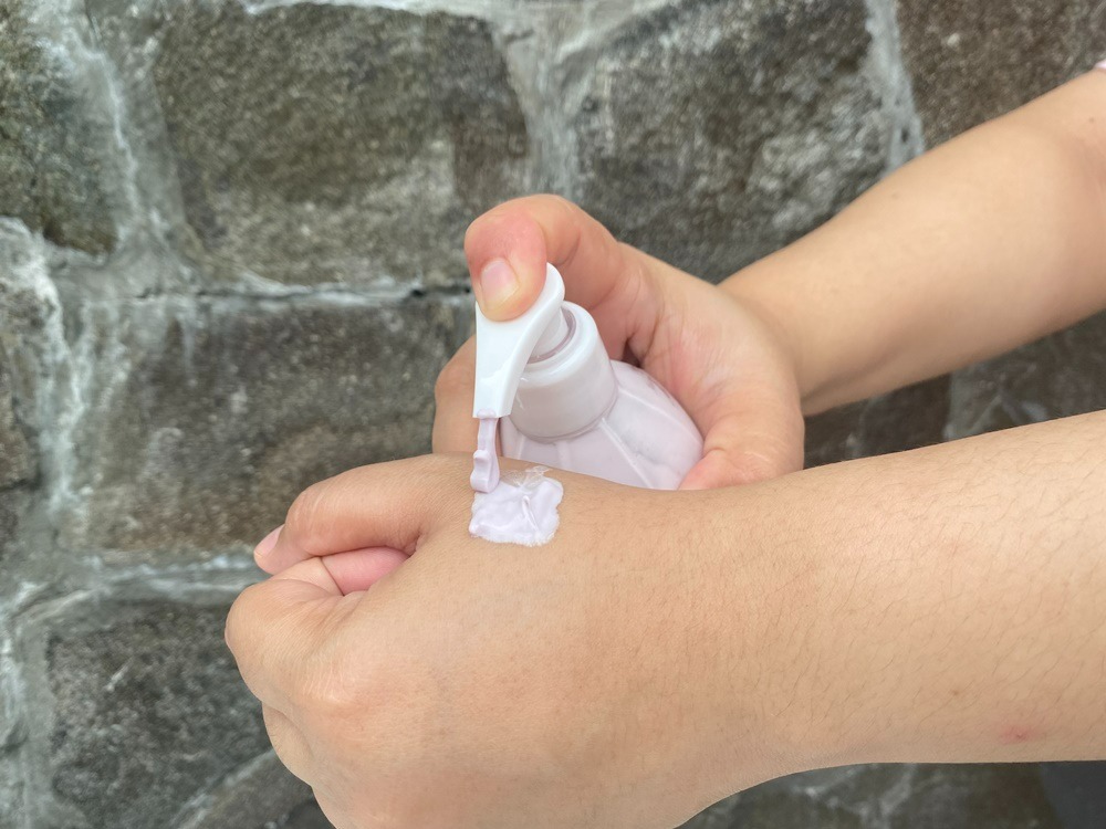 review-wonderly-brightening-serum-body-lotion-varian-fearless