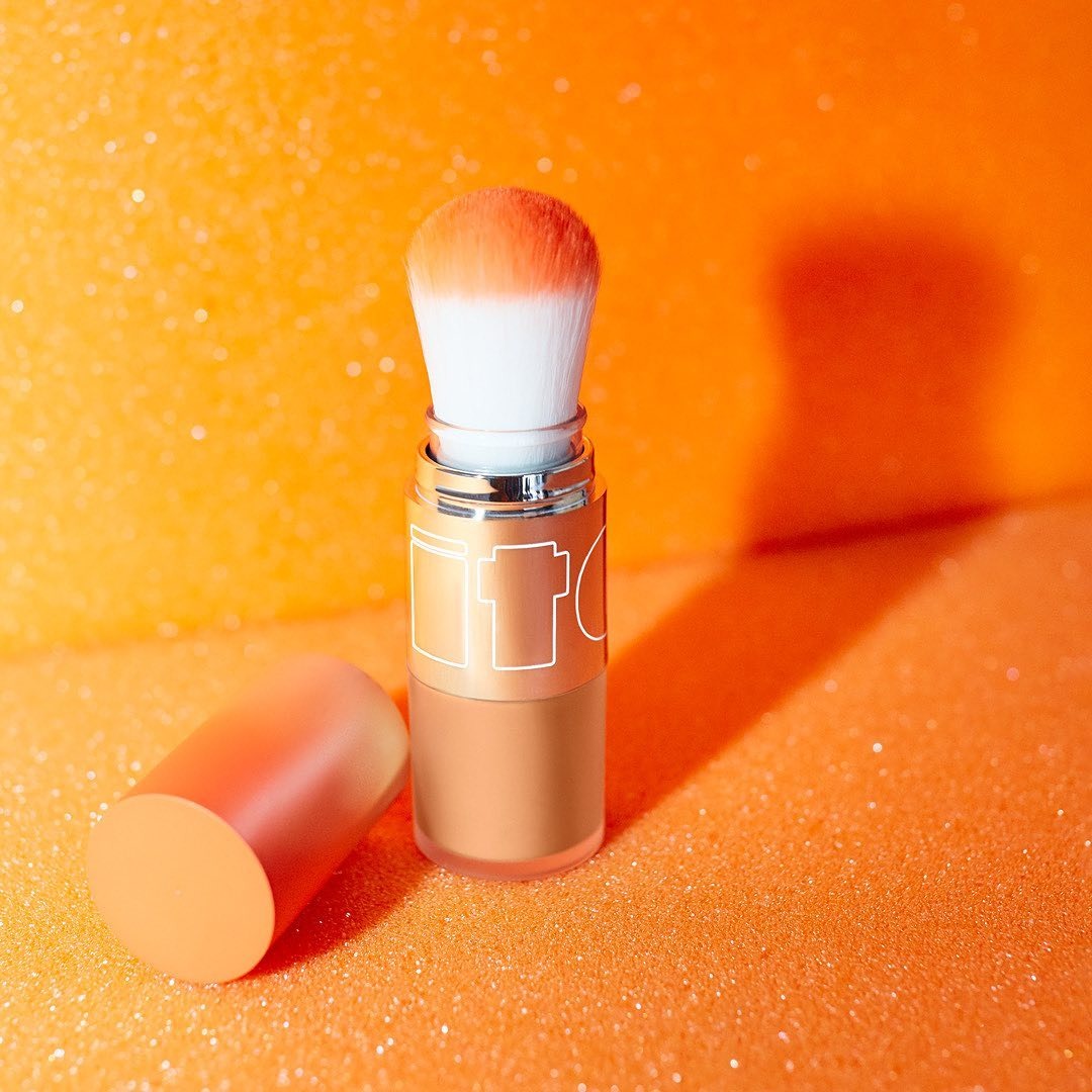 Rangkaian Produk Makeup Item Beauty Milik Addison Rae yang Menarik ...