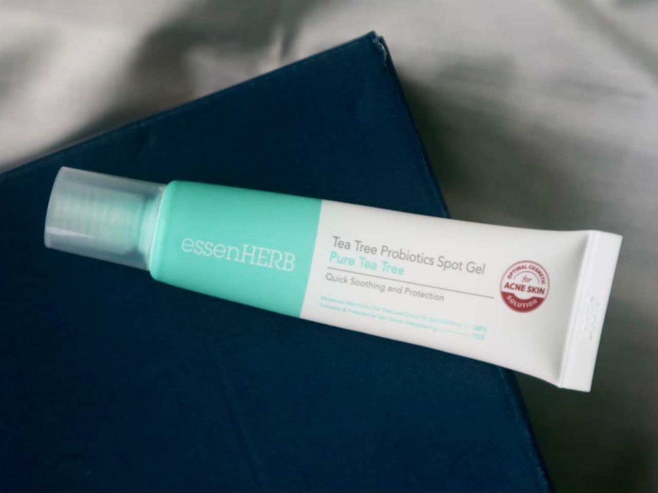 Review essenHERB Tea Tree Probiotics Spot Gel, Andalan untuk Mengatasi