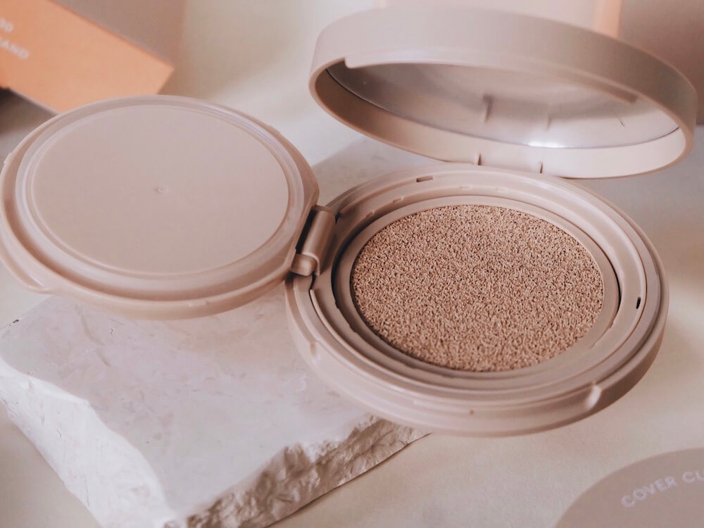 Review BLP Cover Cushion, Cushion Lokal yang Longlasting dan Full Coverage Beauty Journal