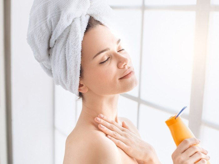 5-cara-mencegah-penuaan-dini-pada-kulit-leher