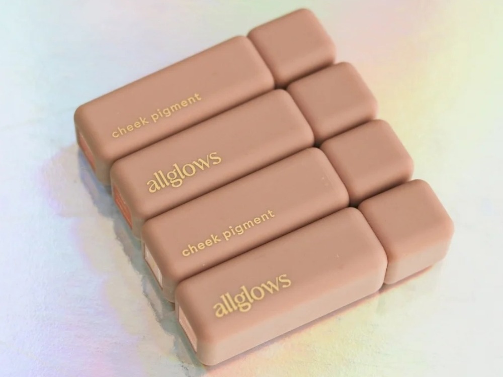 Blush On Favorit Tim Editorial Beauty Journal