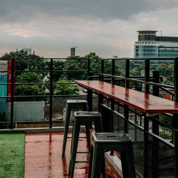 tempat nongkrong meruya