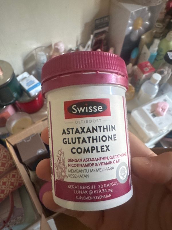 swisse astaxanthin glutathione complex Small but mighty  that's the Ultiboost Swisse Ultiboost Astaxanthin Glutathione Complex  The new Swisse Beauty Astaxanthin